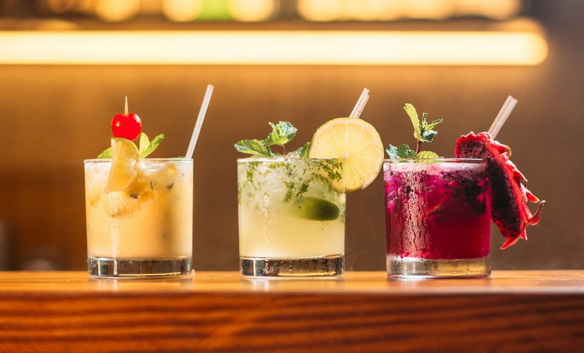 Mix&shake! 5 localuri în care poți să bei un cocktail bun