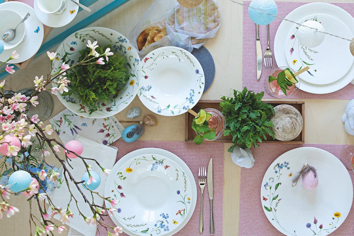 23 de accesorii și piese esențiale pentru a-ți aranja frumos masa de Paște