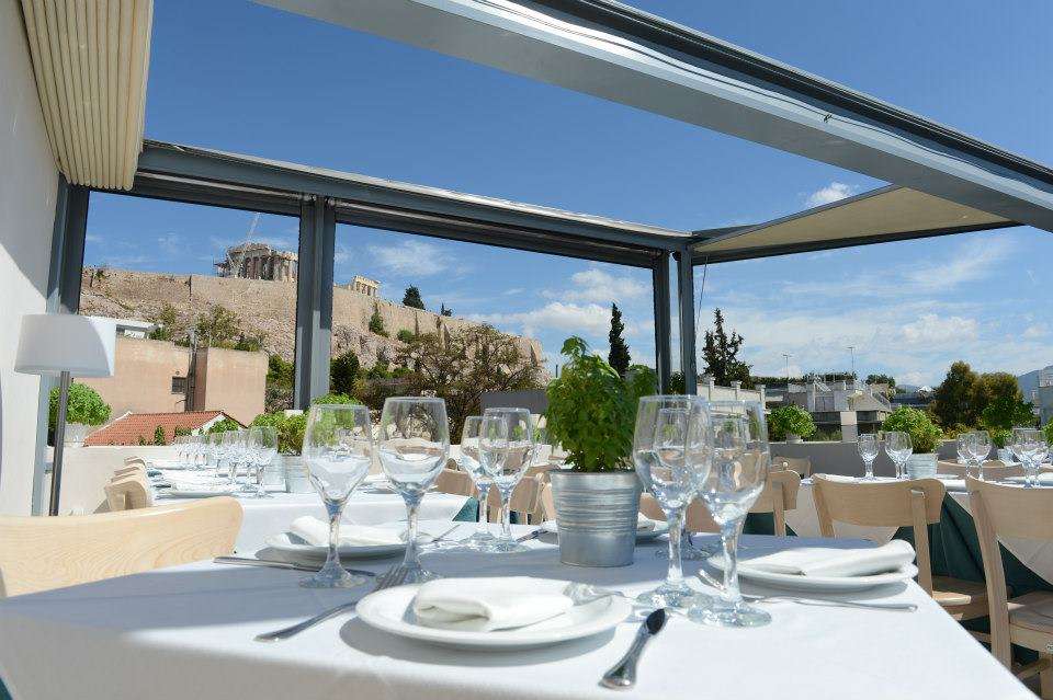 Cum arata restaurantul cu cea mai frumoasa priveliste din Atena