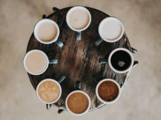 Coffee, please! 15 cele mai populare tipuri de cafele și diferența dintre ele