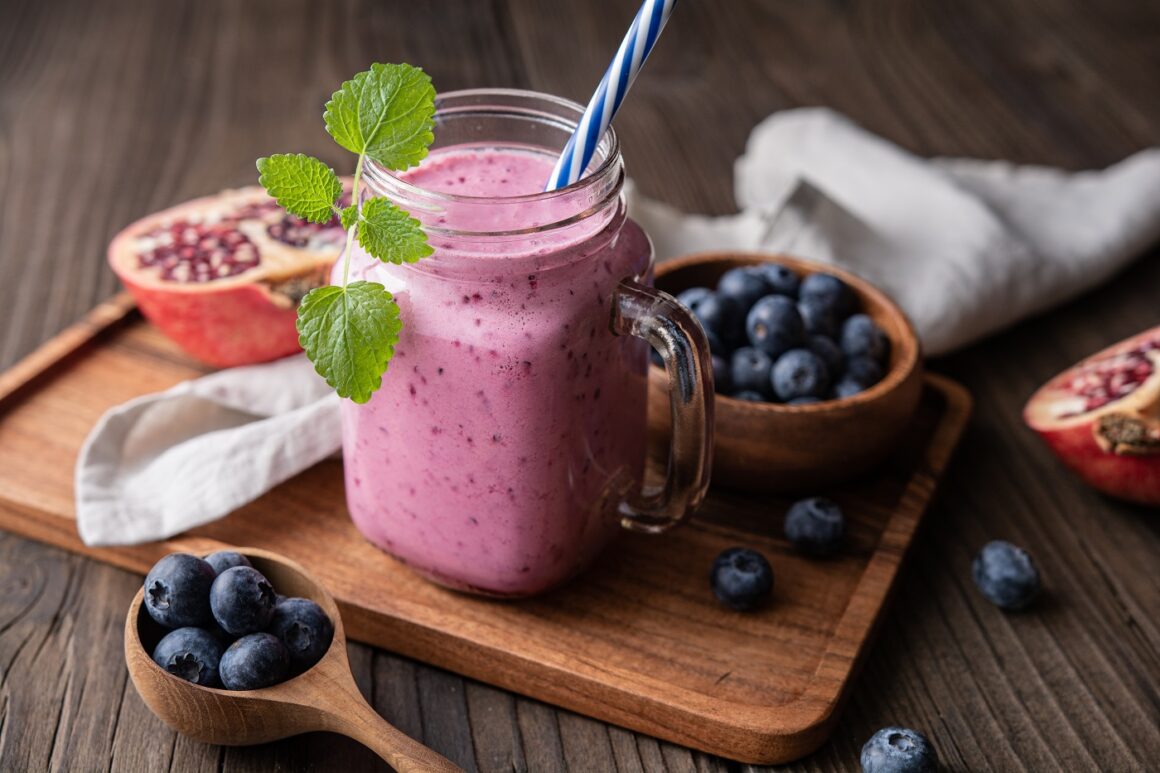 10 super smoothies pentru primăvară, cu efecte benefice corpului tău