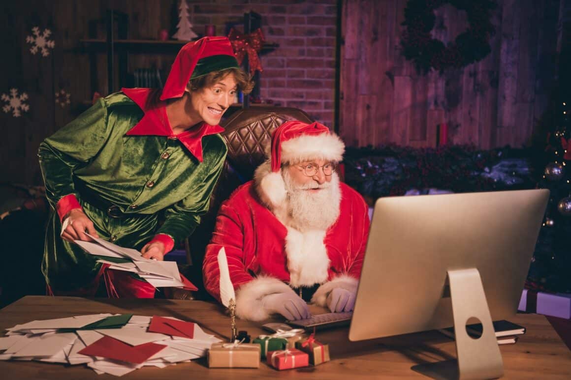 mos Crăciun si elful