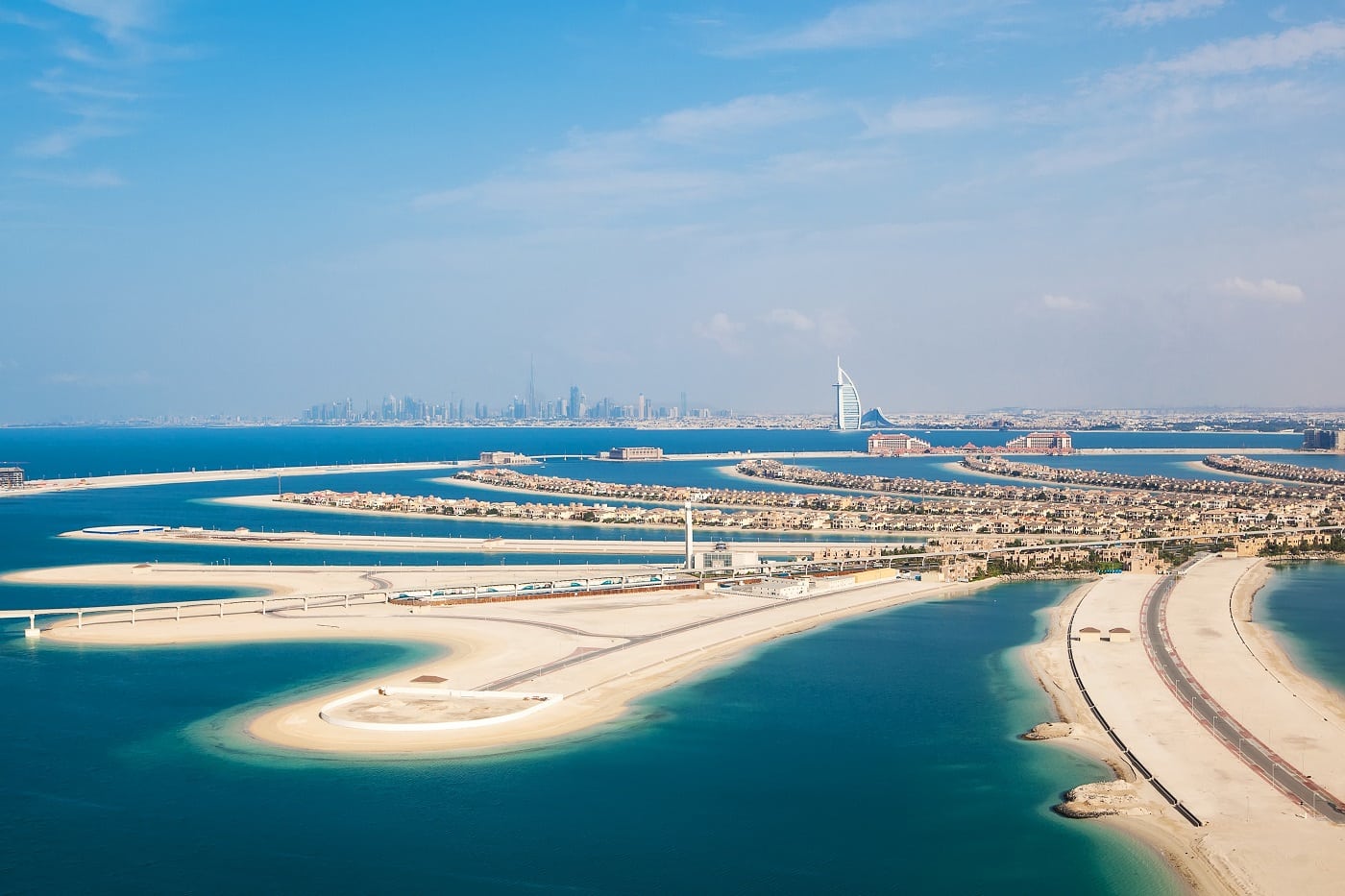 Top restaurante Dubai, între stele Michelin și experiențe extravagante