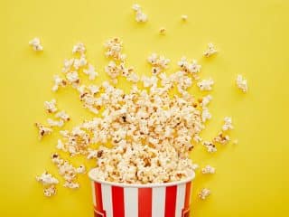E ok sau nu popcornul la microunde? (+ 15 lucruri haioase pe care nu le știai despre popcorn și 3 rețete)