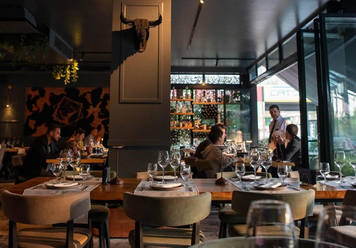 Imagine din restaurant Ferma Baciu, steakhouse din București