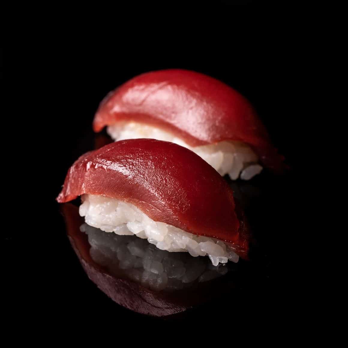 tuna nigiri de la Edo Sushi, restaurante japoneze București