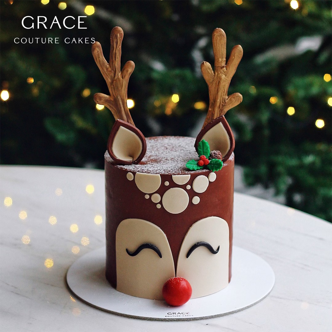tort in forma de ren de la Grace couture cakes