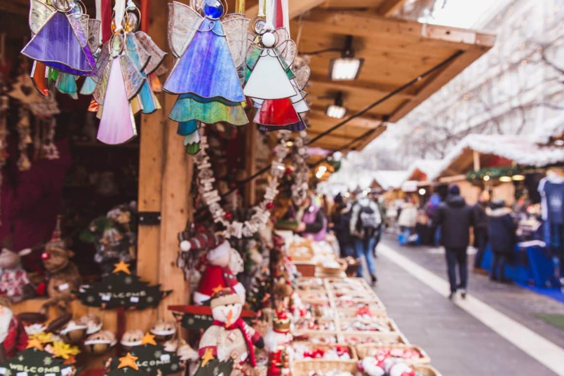 Tarabe din piata de Crăciun de la Budapesta în perioada sărbătorilor de iarnă