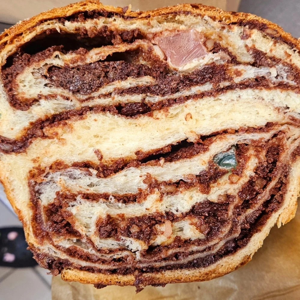 Cozonac cu cacao si rahat de la Savoarea Dulcelui București