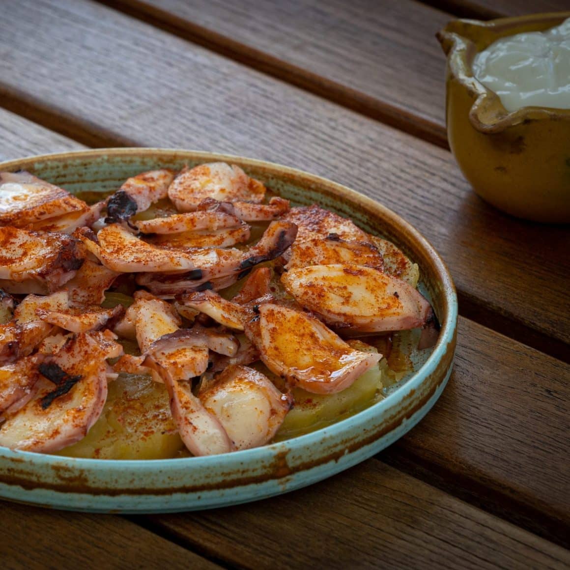 Gambon rosu de Argentina al ajillo, de la Pescaderia Alioli. Restaurante cu fructe de mare București