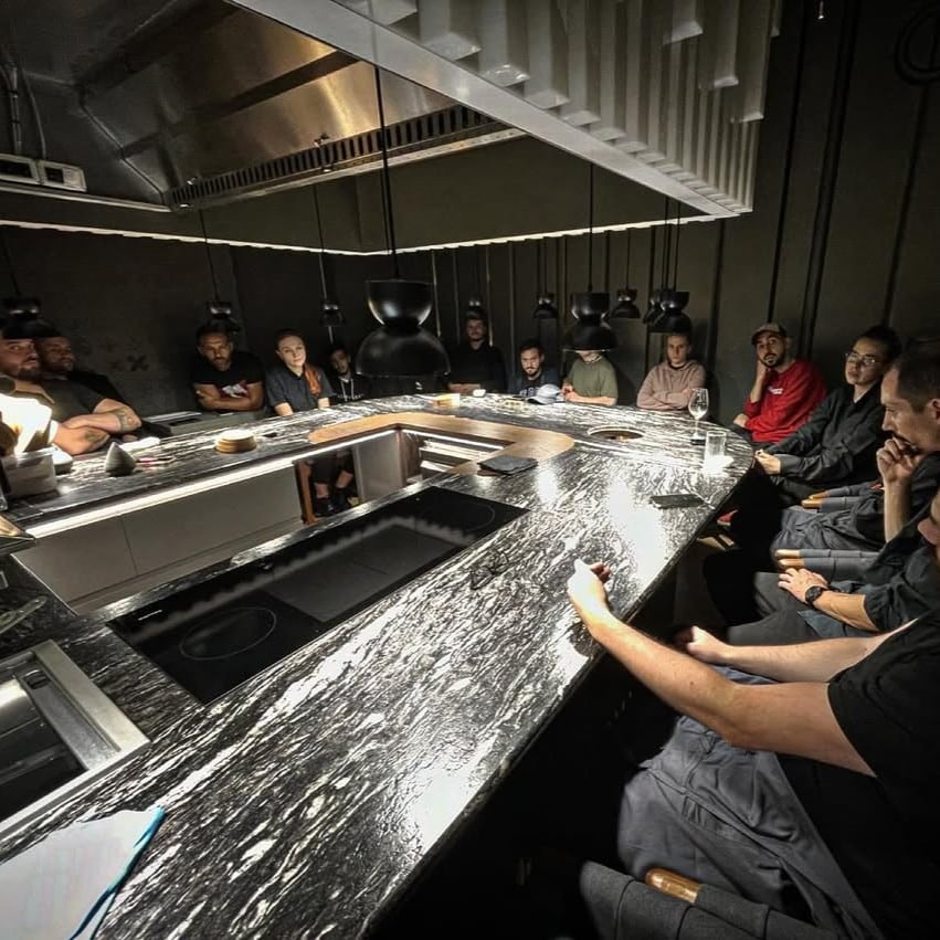 noua, incaperea secreta 