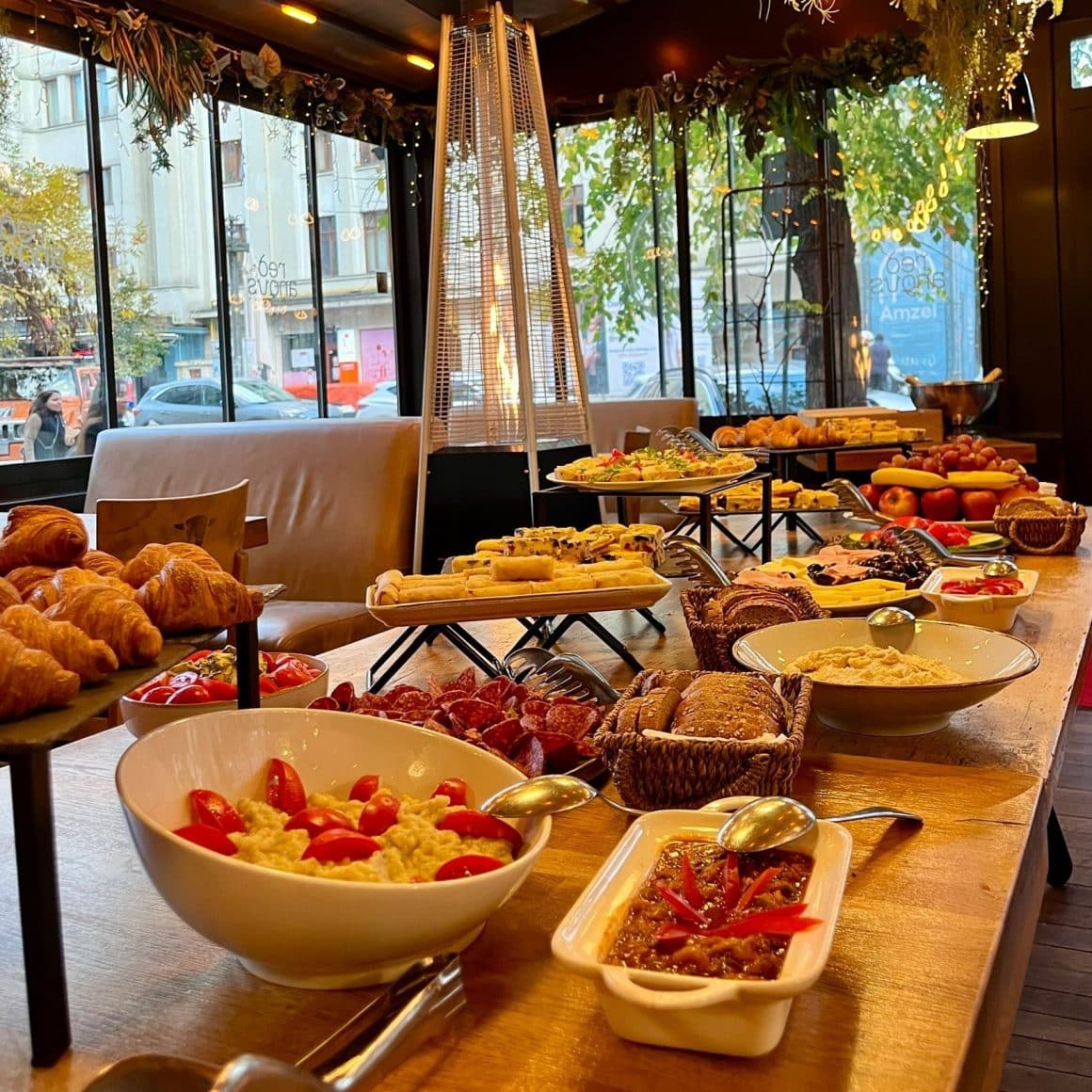 Open buffet la Red Angus