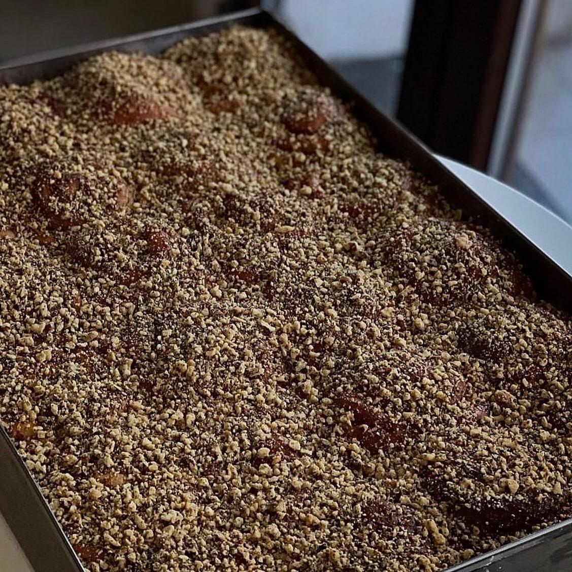 Mucenici roll de la House of Cravings, un fel de cinnamon roll romanesti