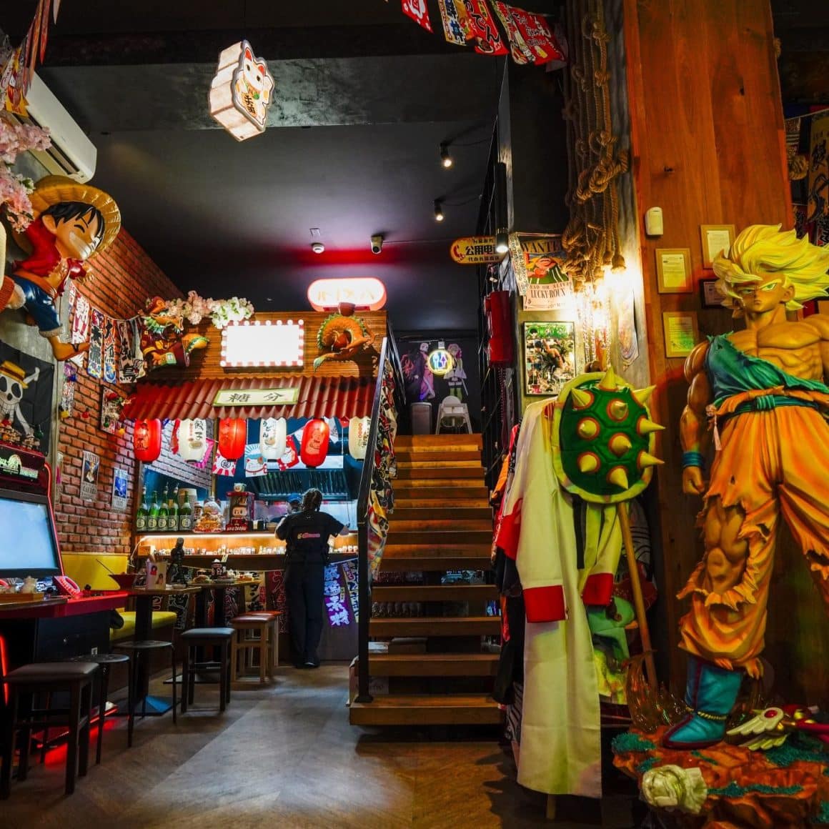 Wei Ramen, restaurant japonez amenajat in stil anime. Restaurante de pe Calea Victoriei