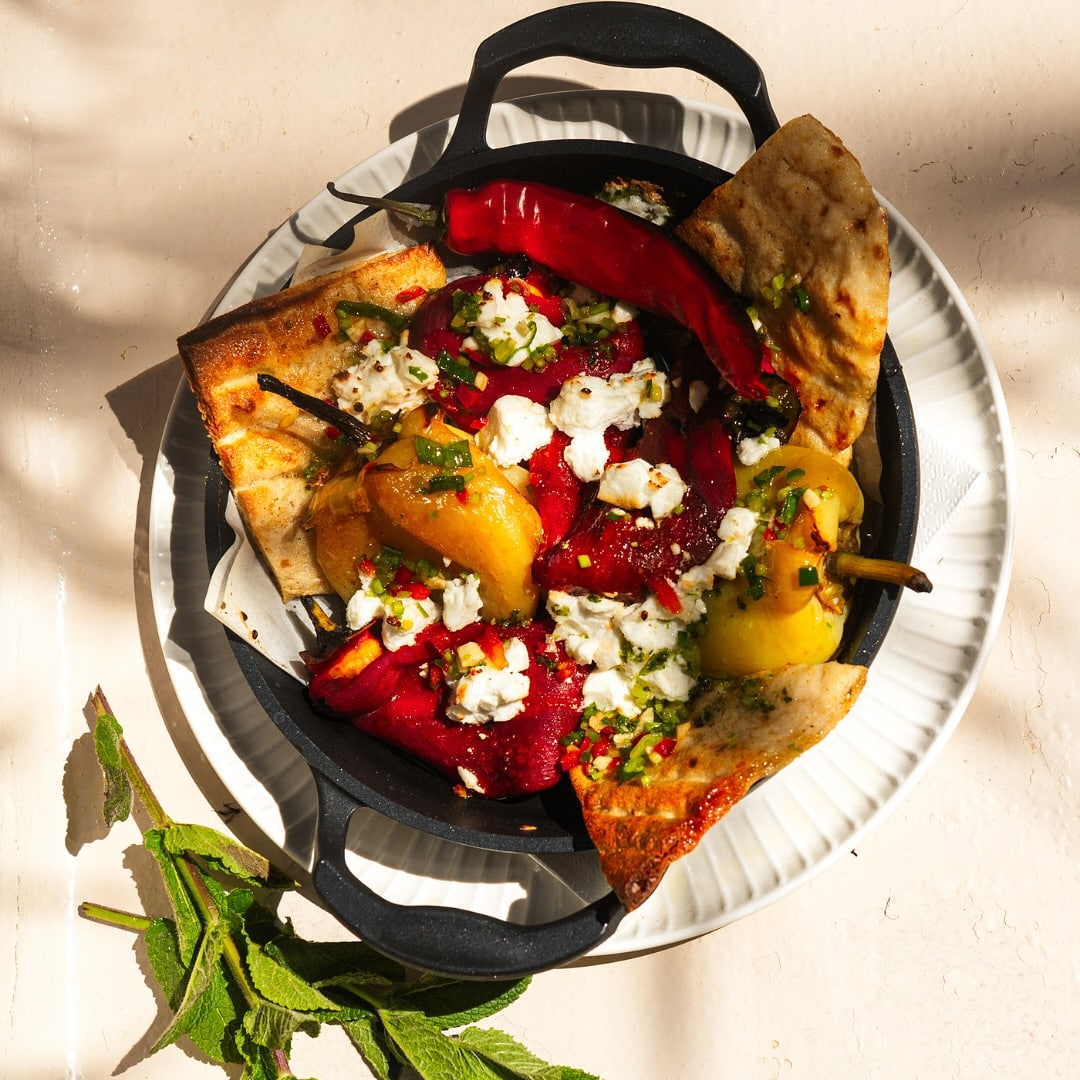 Ardei copt cu brânză feta grecească