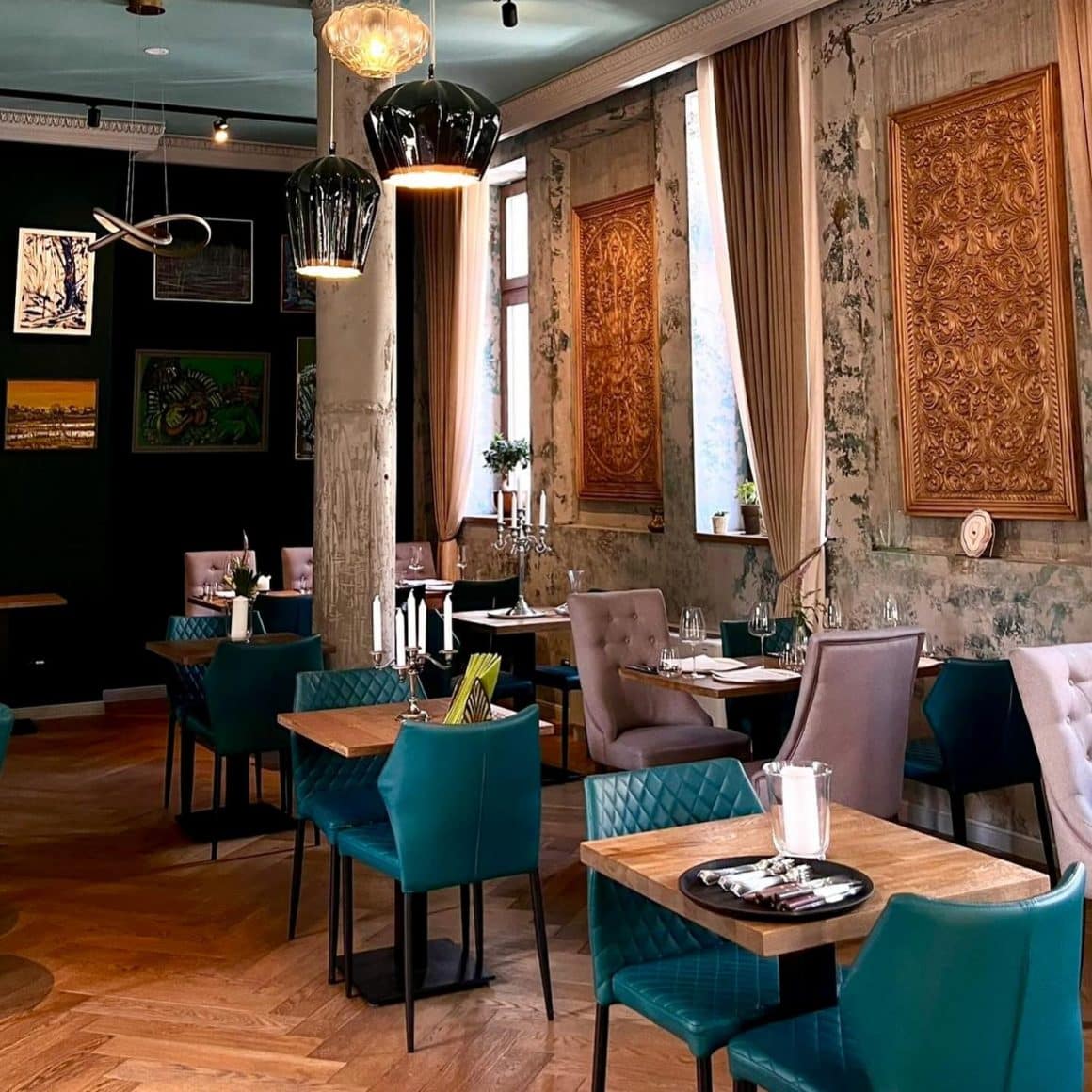 imagine din interiorul restaurantului Noeme. Restaurante fine dining București