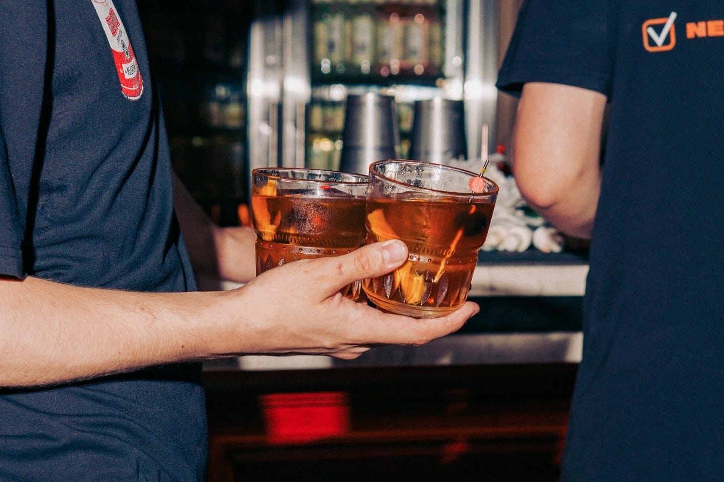 Negroni Week în București: cele mai bune baruri unde găsești mixul perfect