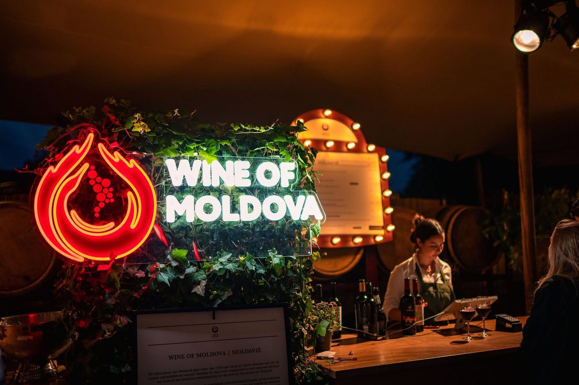 standul wine of moldova la festivalul vinului moldovesc 2026 de pe Bd. Kiseleff