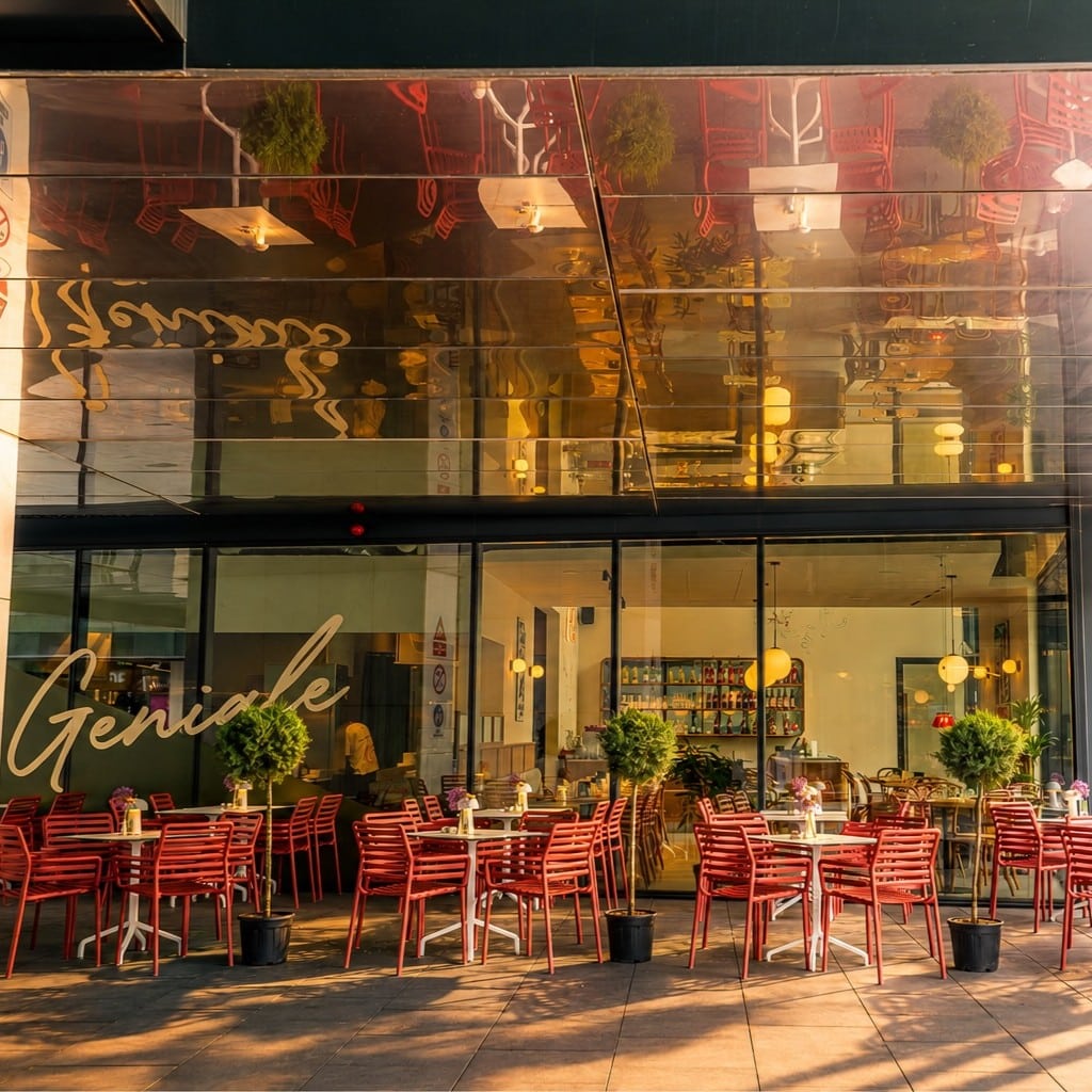 terasa Geniale Pizza, One Herăstră Plaza, București