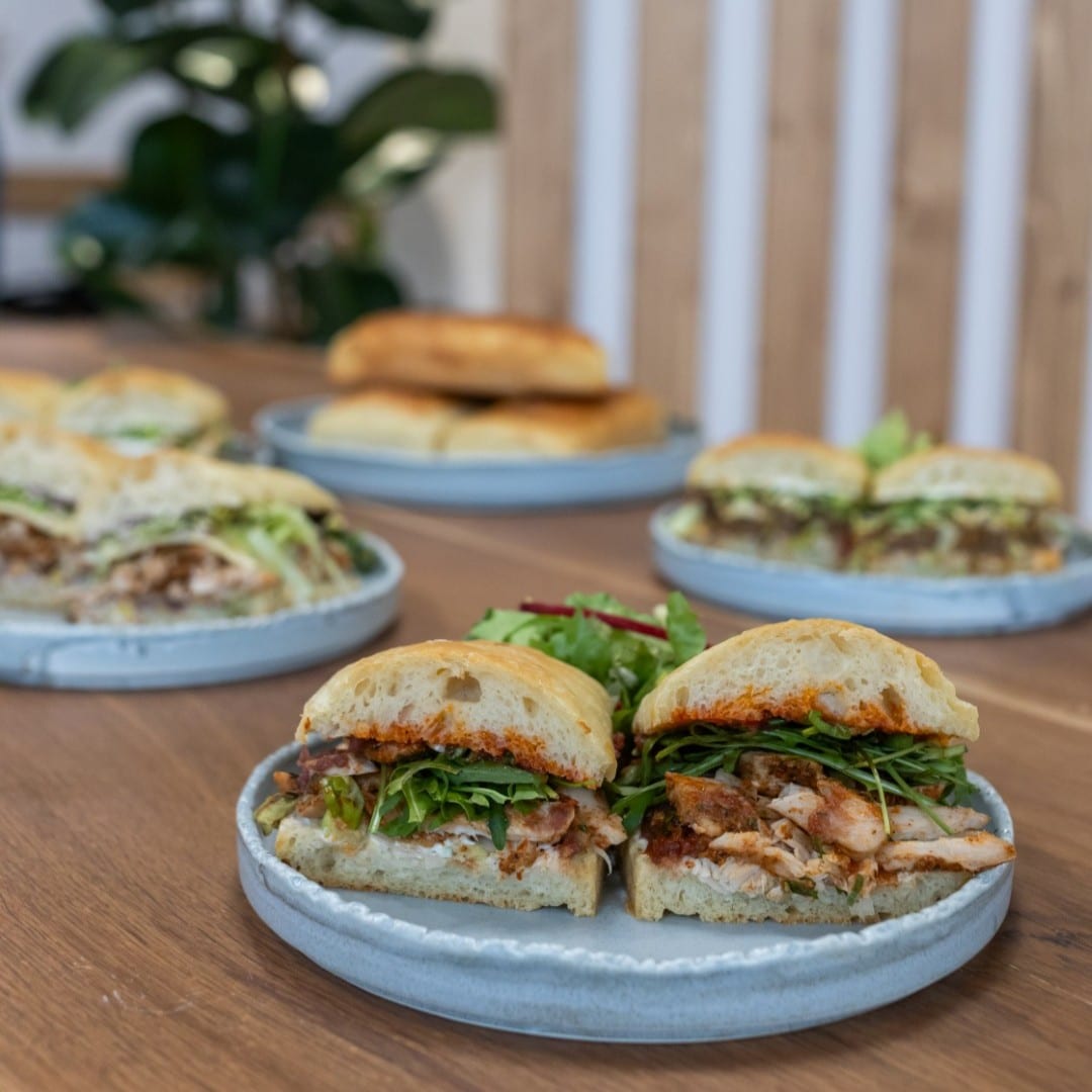 Sandvisuri de la Picnic Atelier, cu ciabatta home made. Quick Bites București