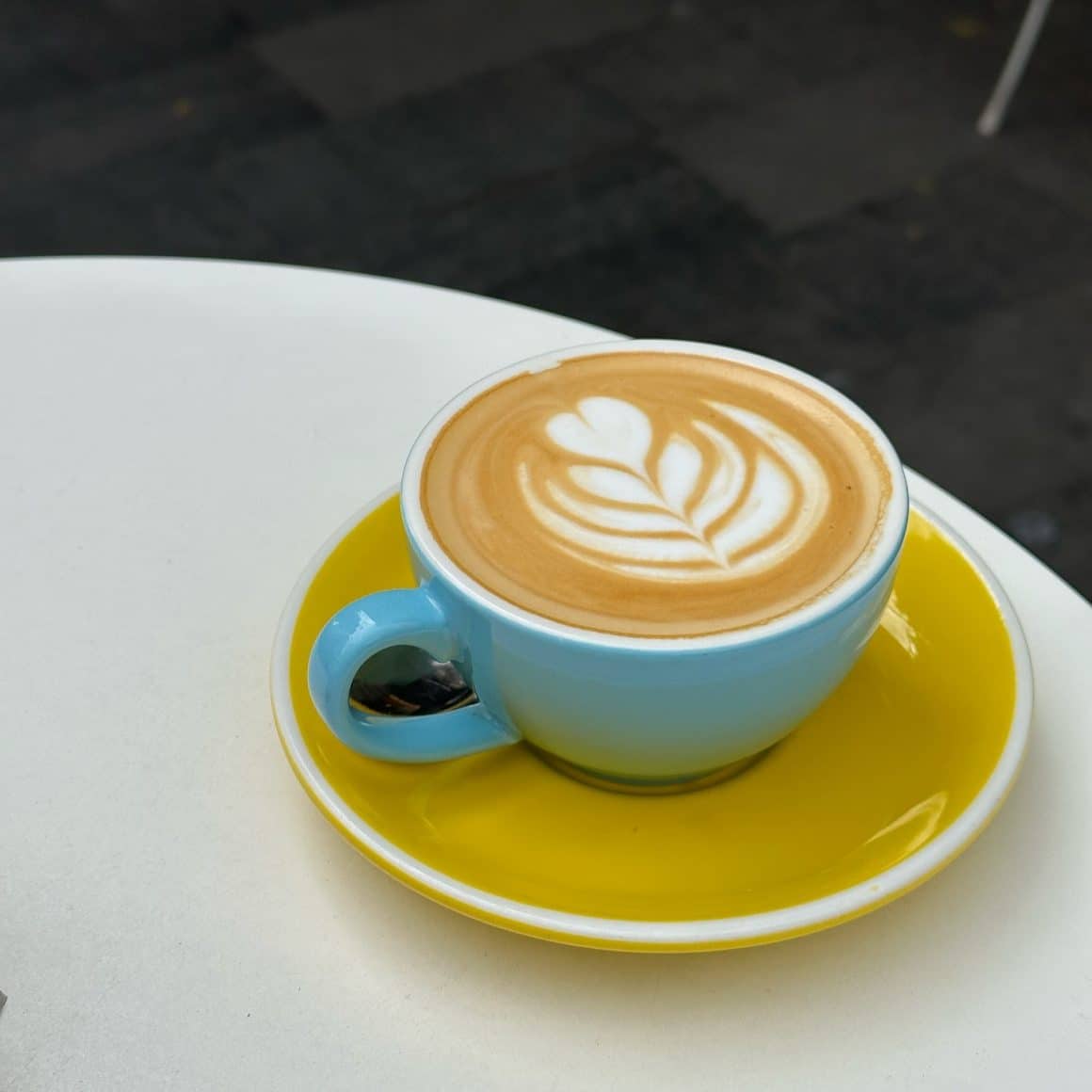 ceasca de cafea de specialitate de la Guido.Oferte de Black Friday în restaurante București