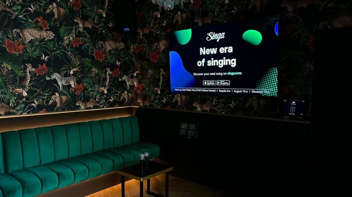 Camere privată de karaoke cu televizor so sound sistem