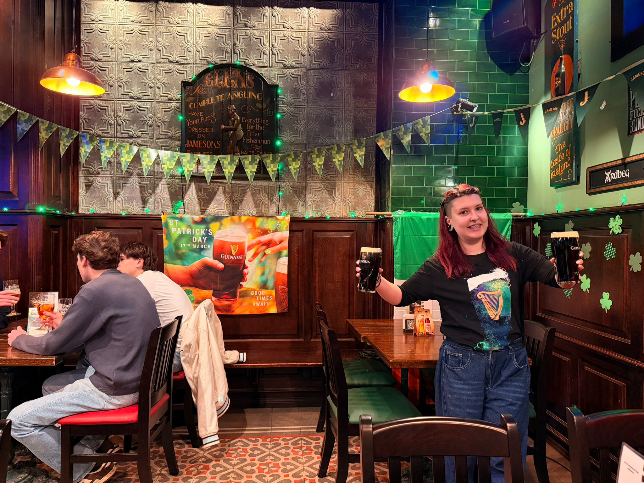 St. Patrick’s Day se sărbătorește cu Guinness la St. Patrick Irish Pub