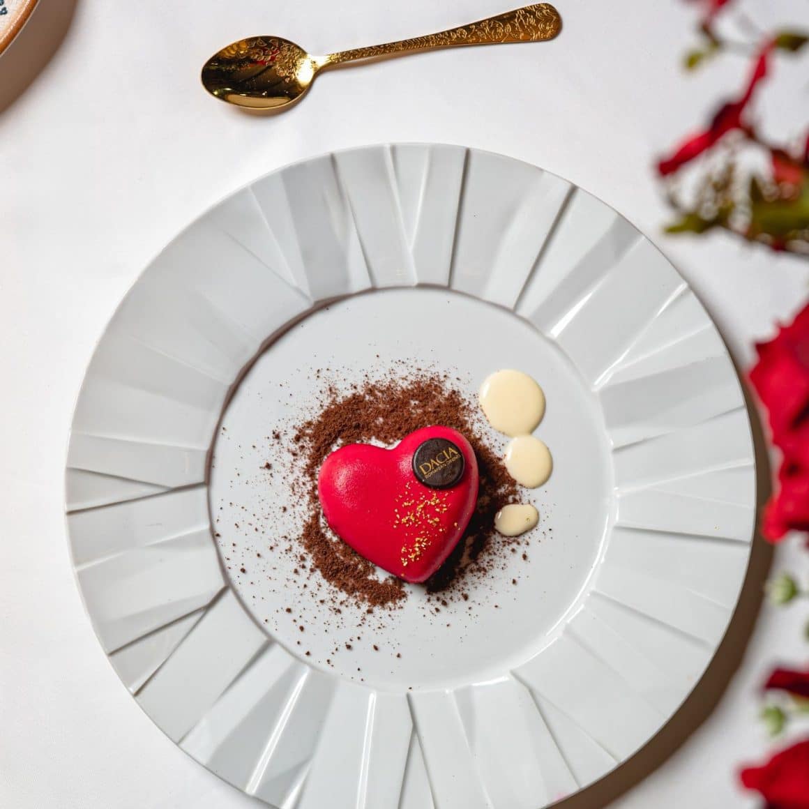 Desertul Inima Reginei Maria, Dacia Romanian Dining Buzău