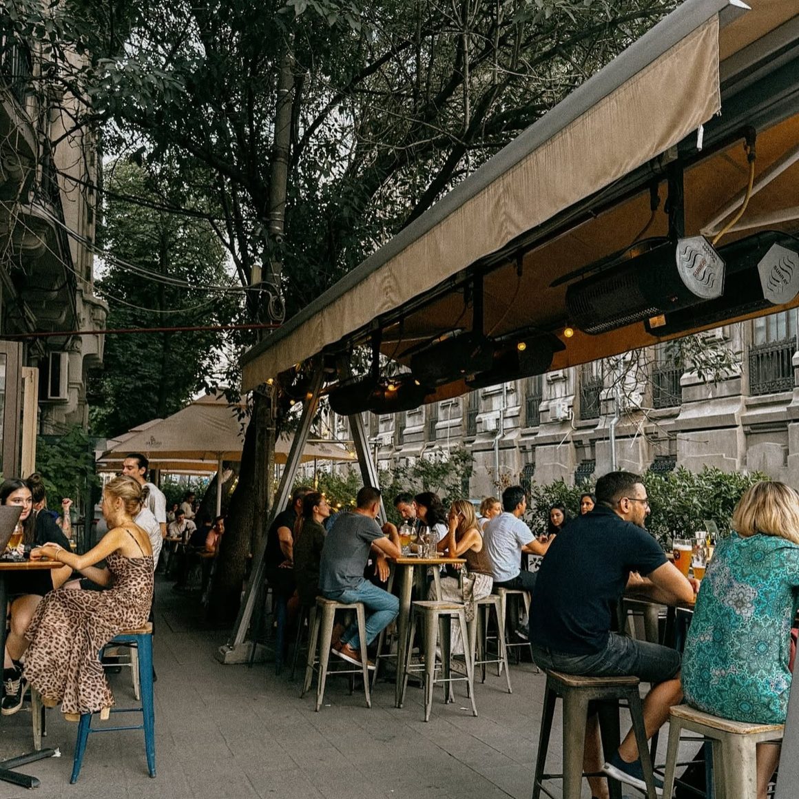 Energiea - best spot for friends' hangout București. Restaurant Battle restograf